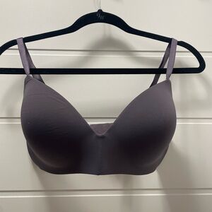 Victorias Secret T-Shirt Lightly Lined Wireless Bra